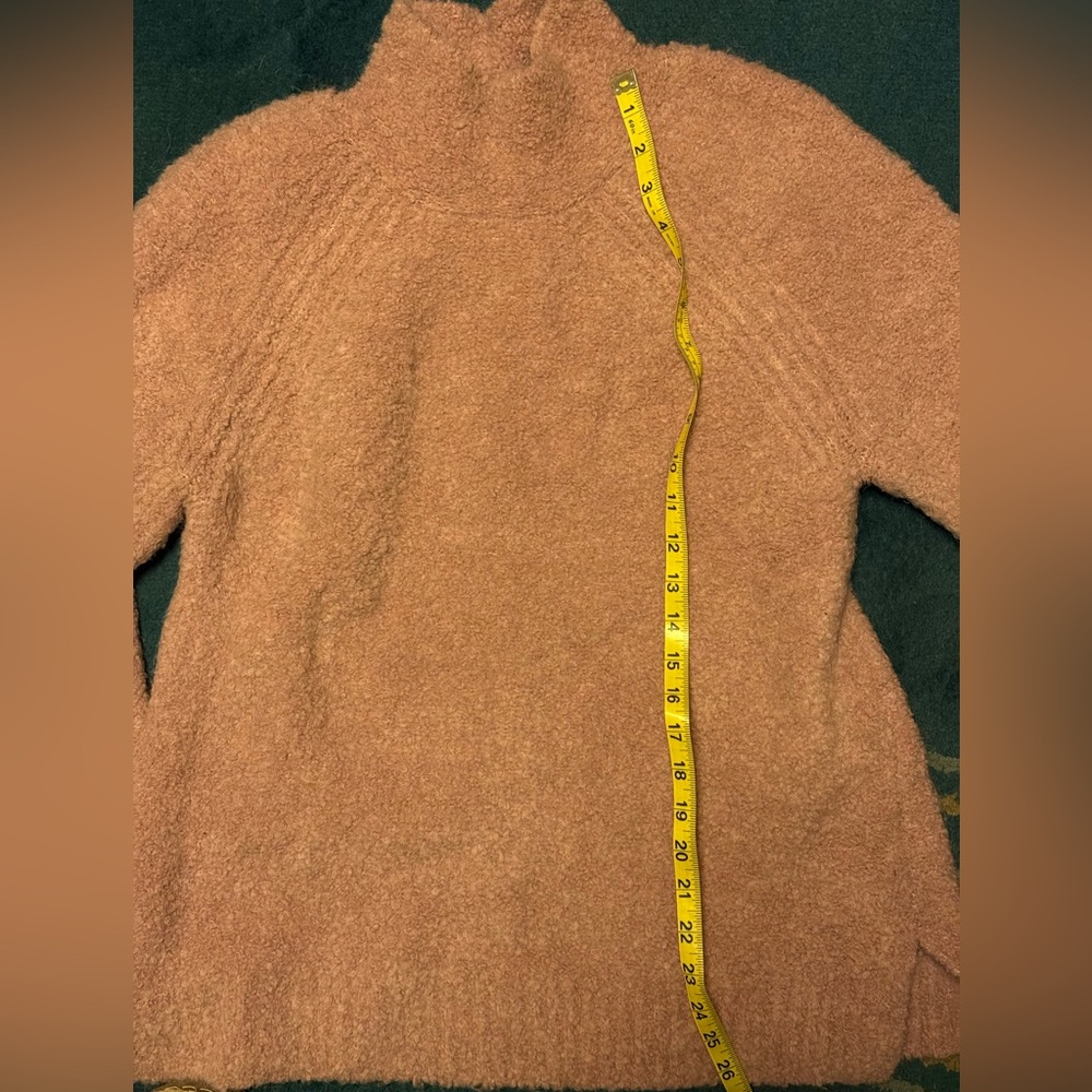 Gap dusty rose funnel neck sweater size large. - Picture 3 of 3